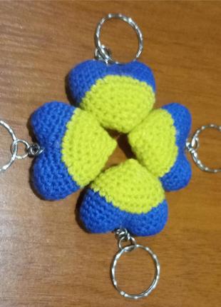 Украинский брелок сердечко для ключей