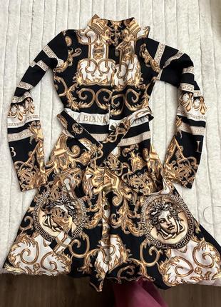 Плаття versace
