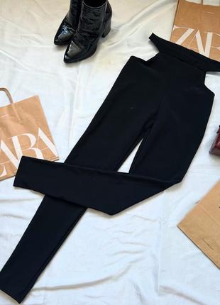 Брюки в рубчик с разрезом по бокам