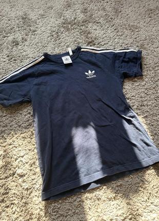 Футболка adidas