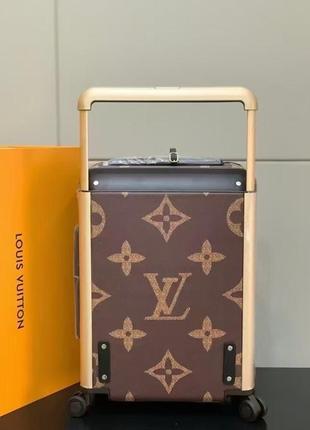 Чемодан lv4 фото