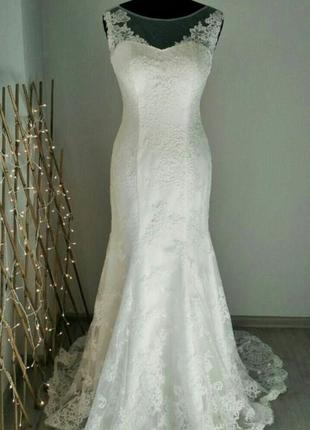 Свадебное платье с фатой1 фото