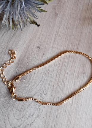 Браслет золотистый тоненький