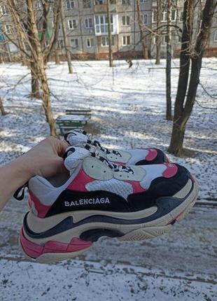 Кроссовки кроссовки balenciaga triples оригинал