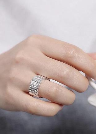Серебряная женская кольца