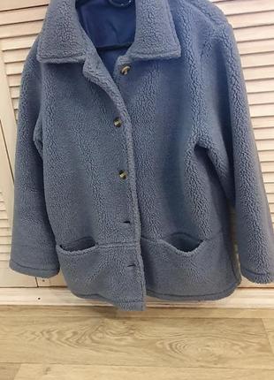 Продам теплую женскую шубку