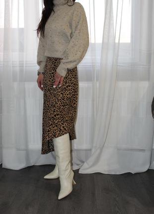 Асиметрична спідниця лео
