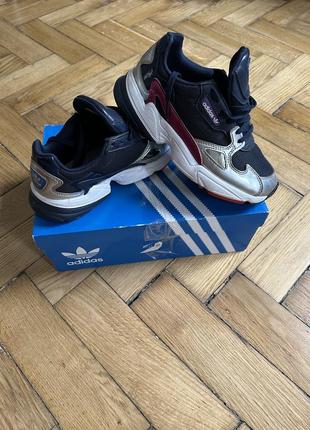 Кросівки adidas originals