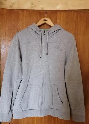 Зiп xудi hugo boss бiрка xl маломiрить на l