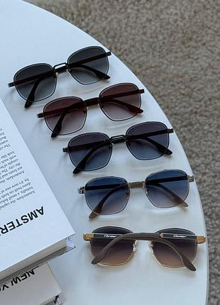 Трендові сонцезахисні окуляри