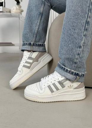 Кроссовки adidas forum