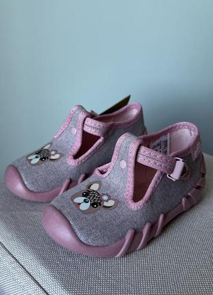 Тапочки для дівчинки