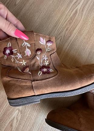 Взуття демісезон стильні коричневі