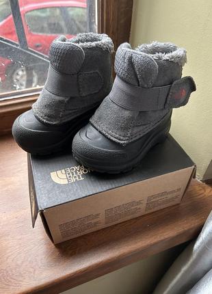 Сапожки the north face
