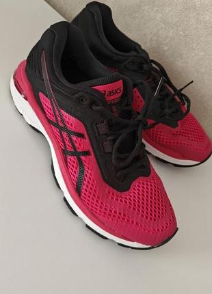 Кроссовки для бега asics