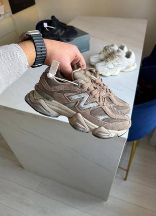 Кросівки жіночі new balance  9060 beige brown