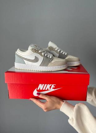 Кроссовки nike air nike wmns air jordan og unc white/purple