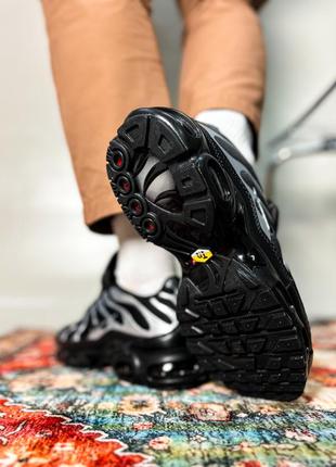 Кросівки nike air max plus “black/metallic silver" 7