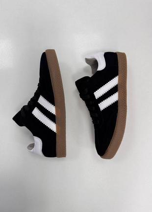 Женские базовые кеды