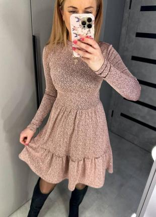 Платье праздничное