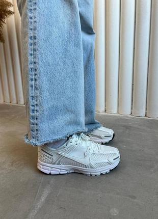 Кроссовки nike zoom vomero 5 white