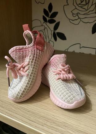 Дитячі кросівки 3