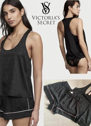 Комплект белья черная атласная пижама из лого оригинал victoria's secret s m l 40 38 36 сатиновая шелковая