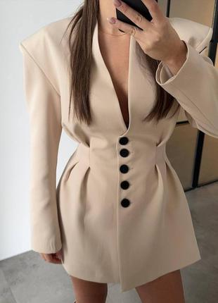 Платье-жакет платья-пиджак приталенное женское мини без лацканов на пуговицах стильная трендовая черная бордовая молочная костюмка