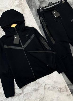 Спортивный костюм nike tech