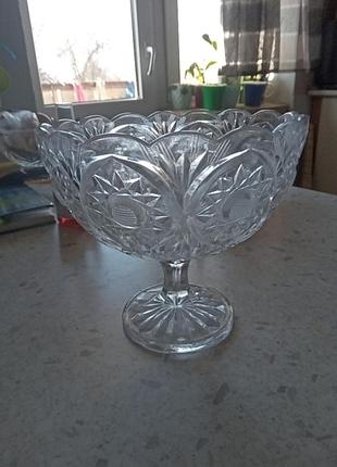 Конфетница древней