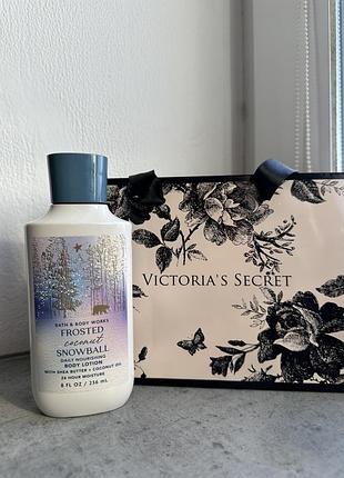 Парфумований лосьйон frosted coconut snowball body lotion bath and body works