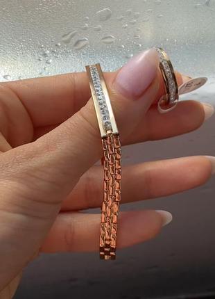 Набір браслет та кільце зі стразами в позолоті.