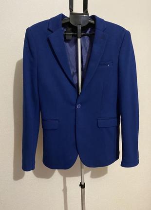 Пиджак мужской, состояние идеальное. размер 50. бренд ravenna.