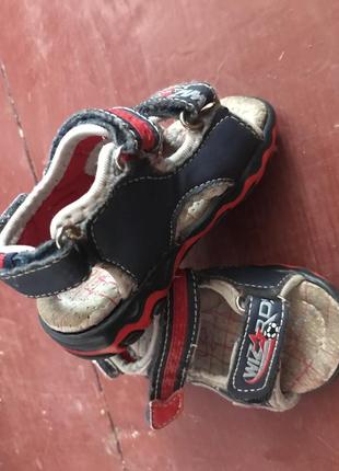 Босоніжки 20 р