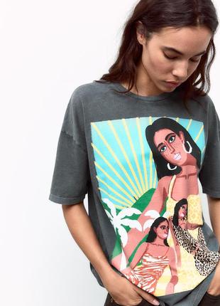 Футболка серого цвета zara с принтом