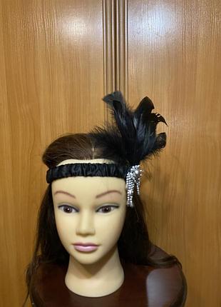 Повязка на волосы в ретро стиле с перьями