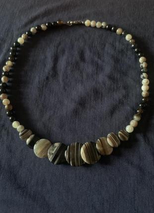 Ожерелье из агата
