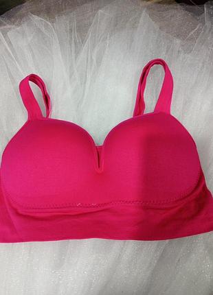 Распродажа!!!топы 3д с формованной чашкой