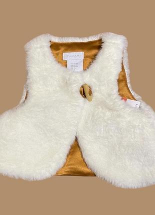 Теплий повсякдений  жилетік в  білому кольорі, від tahari, розмір 6-9 mis, 74 sm, заміри на фото