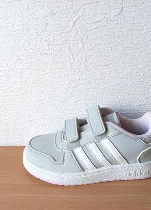 Кросівки adidas 26,5 р. устілка 17 см.