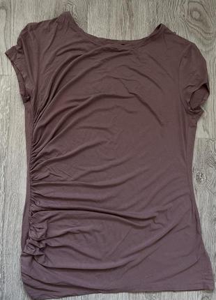 Жіноча футболка