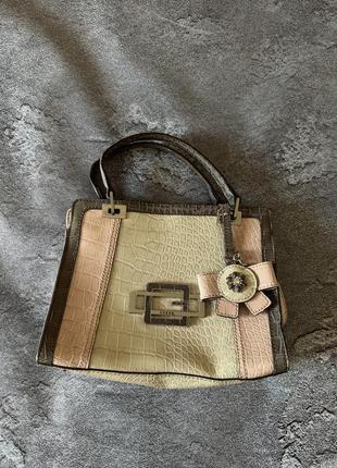 Жіноча сумка guess