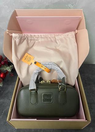 Сумка хаки цвета miu miu arcadie кожа натуральная