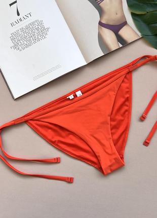 Оранжевые плавки от купальника calvin klein