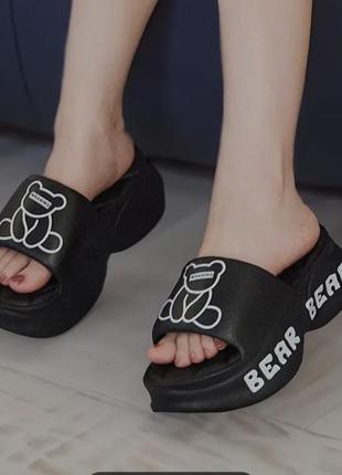 Модні жіночі шльопанці на платформі з ведмежевим принтом, модні літні сандалії на танкетці з ева, пляжні шльопанці для дому та вулиці