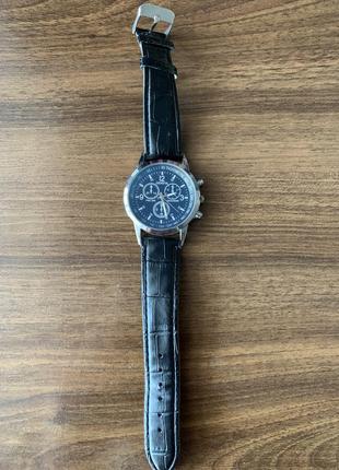 Часы geneva