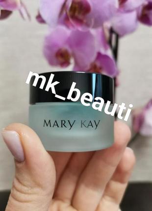 Успокаивающий гель для кожи вокруг глаз
мері кей mary kay
