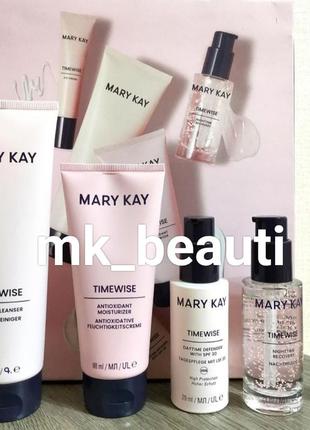 Чарівний набір ultimate з комплексом timewise3d
мері кей mary kay