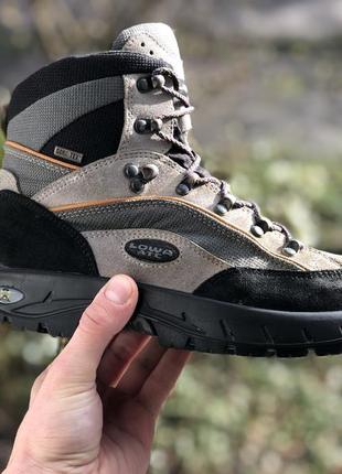 Lowa klondike gtx gore-tex демісезонні туристичні зимові ботінки оригінал — ціна 849 грн каталозі Черевики ✓ Купити чоловічі речі за ціною на Шафі | Україна #51011313