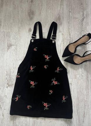 Черный сарафан в цветочный принт от topshop🪷